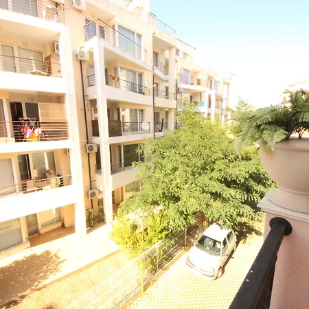 Menada Romance Marine Apartmán *