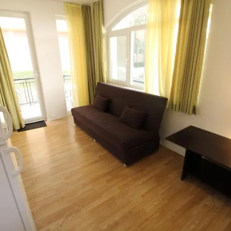 Menada Romance Marine Apartamento Sunny Beach
