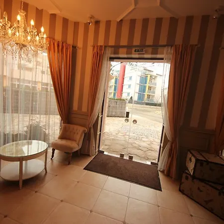 Menada Romance Marine Apartamento *