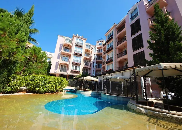 Menada Romance Marine Apartment *