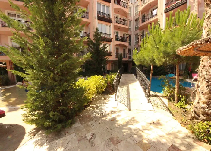 Menada Romance Marine Apartment *