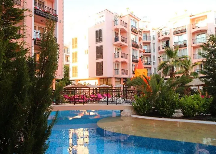 Menada Romance Marine Apartment *