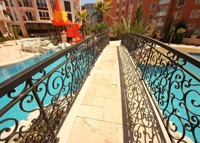 Menada Romance Marine